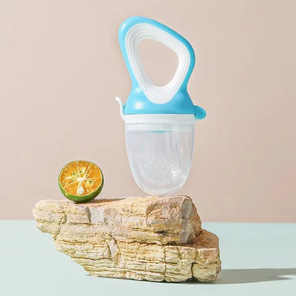 Silicone Baby Fruit/Vegetable Feeding Pacifier with Cover