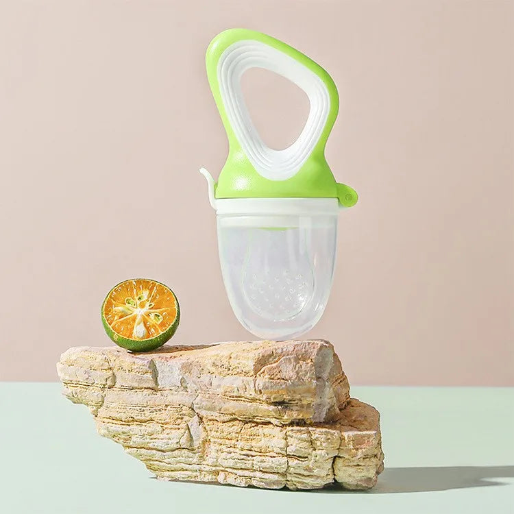 Silicone Baby Fruit/Vegetable Feeding Pacifier with Cover