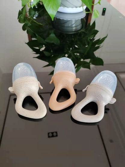 Silicone Baby Fruit/Vegetable Feeding Pacifier with Cover