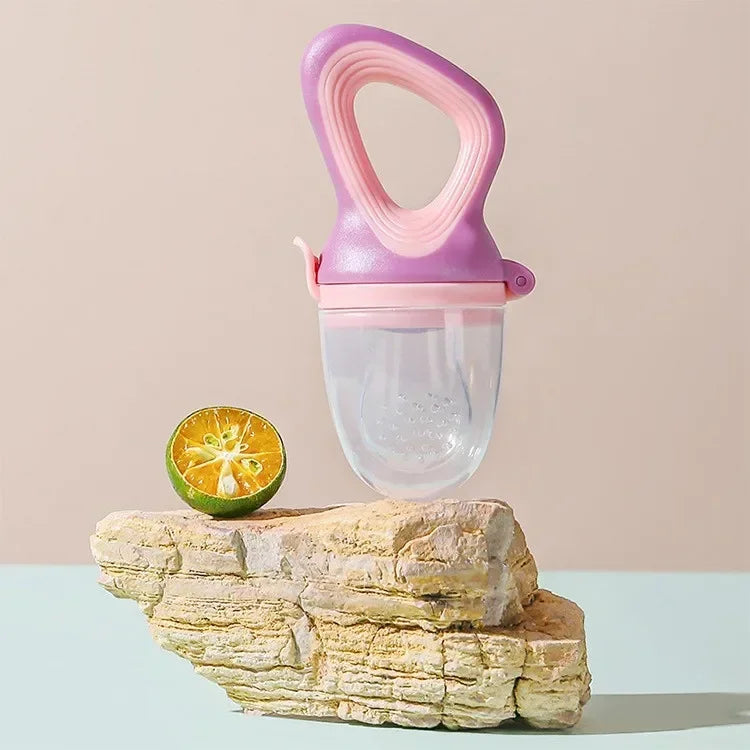 Silicone Baby Fruit/Vegetable Feeding Pacifier with Cover